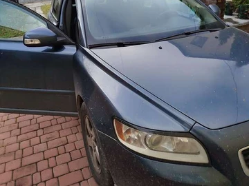 Авто Volvo V50 2011 № 8192166