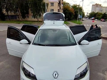 Авто Renault Laguna 2013 № 8192395