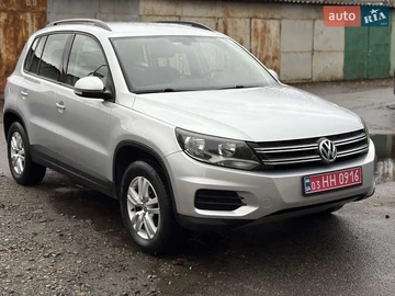 Авто Volkswagen Tiguan 2017 № 8192409