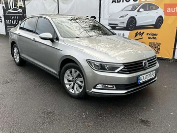 Авто Volkswagen Passat 2017 № 8192414