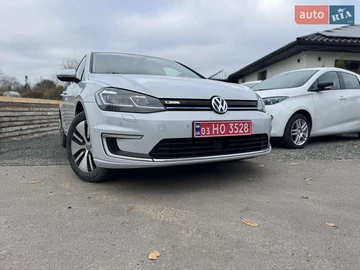 Авто Volkswagen E-Golf 2017 № 8192728