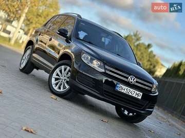 Авто Volkswagen Tiguan 2017 № 8192749