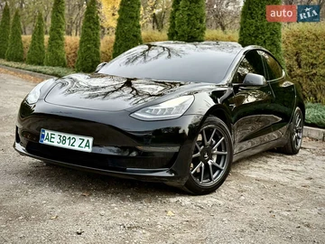 Авто Tesla Model 3 2020 № 8192759
