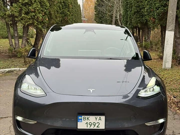 Авто Tesla Model Y 2022 № 8193306