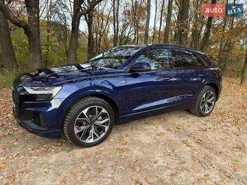 Авто Audi Q8 2020 № 8193338