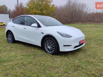 Авто Tesla Model Y 2023 № 8193911