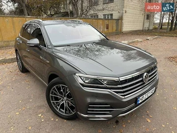 Авто Volkswagen Touareg 2019 № 8193925