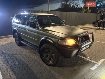 Авто Mitsubishi Pajero 2004 № 8194234