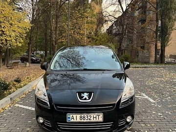 Авто Peugeot 5008 2013 № 8194382
