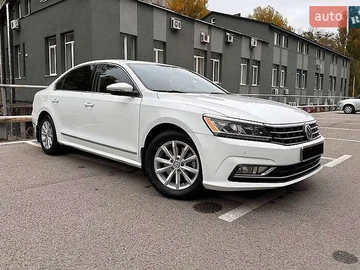 Авто Volkswagen Passat 2017 № 8194496