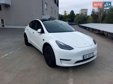 Авто Tesla Model Y 2021 № 8194677