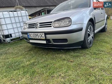 Авто Volkswagen Golf 2000 № 8194827