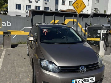 Авто Volkswagen Golf Plus 2010 № 8195067