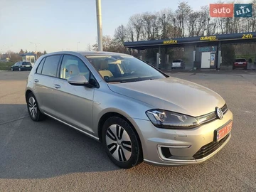 Авто Volkswagen E-Golf 2016 № 8195082