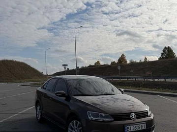 Авто Volkswagen Jetta 2012 № 8195101
