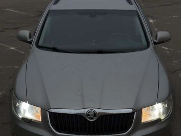 Авто Skoda Superb 2012 № 8195108