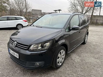 Авто Volkswagen Touran 2015 № 8195295