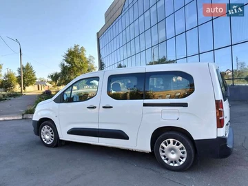 Авто Opel Combo Life 2021 № 8195345