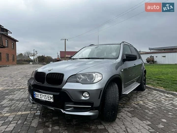 Авто BMW X5 2010 № 8195348