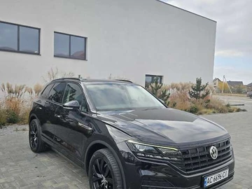 Авто Volkswagen Touareg 2018 № 8195542