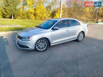 Авто Volkswagen Jetta 2011 № 8195900