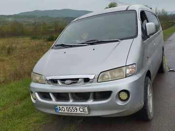 Авто Hyundai H 200 2001 № 8195979