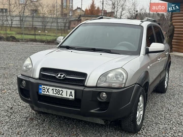 Авто Hyundai Tucson 2006 № 8196111