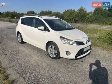 Авто Toyota Verso 2014 № 8196136