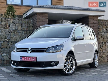Авто Volkswagen Touran 2013 № 8196160