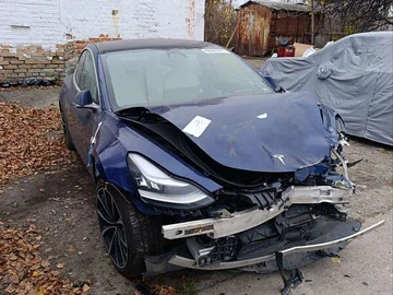 Авто Tesla Model 3 2018 № 8196232