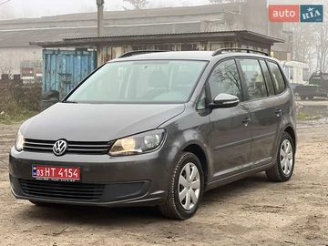 Авто Volkswagen Touran 2013 № 8196360