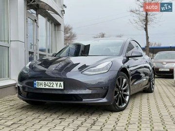 Авто Tesla Model 3 2019 № 8196563