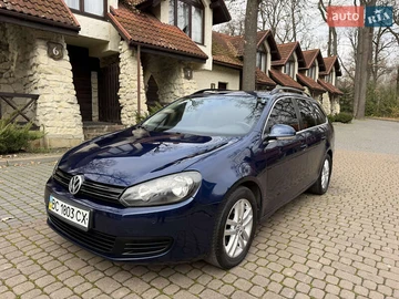 Авто Volkswagen Golf 2010 № 8196597