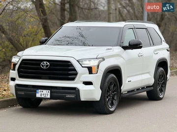 Авто Toyota Sequoia 2023 № 8196777