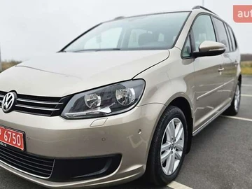 Авто Volkswagen Touran 2013 № 8197011