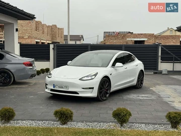Авто Tesla Model 3 2020 № 8197051