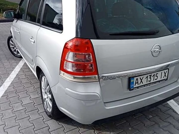Авто Opel Zafira 2012 № 8197137