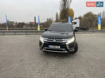 Авто Mitsubishi Outlander 2016 № 8197380