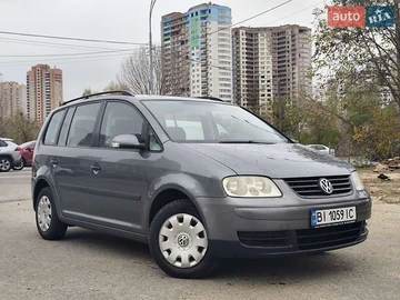 Авто Volkswagen Touran 2004 № 8197471