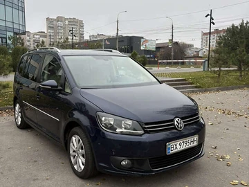 Авто Volkswagen Touran 2014 № 8197683