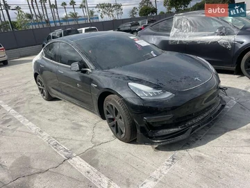 Авто Tesla Model 3 2019 № 8197696