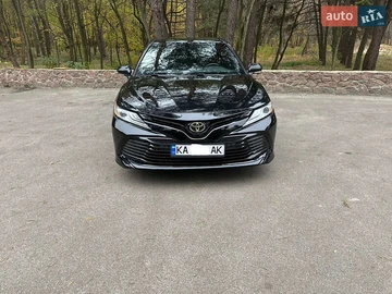 Авто Toyota Camry 2018 № 8197809
