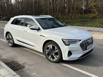 Авто Audi E-Tron 2020 № 8197922