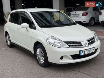 Авто Nissan Tiida 2010 № 8198132