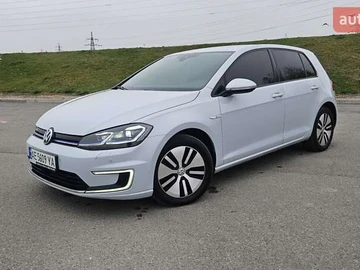 Авто Volkswagen E-Golf 2018 № 8198323