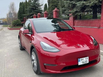 Авто Tesla Model Y 2023 № 8198493