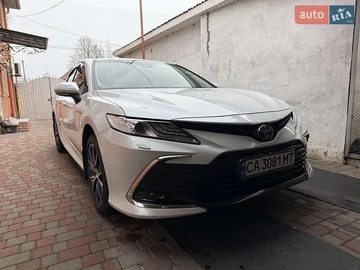 Авто Toyota Camry 2023 № 8198571