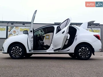Авто Renault Logan 2020 № 8198905