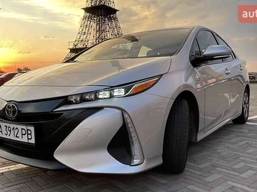 Авто Toyota Prius 2017 № 8199092