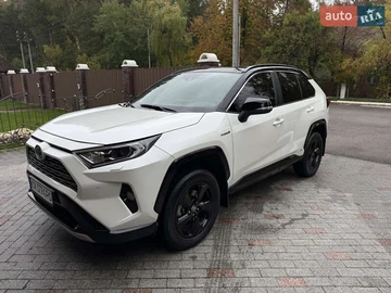 Авто Toyota Rav4 2021 № 8199205